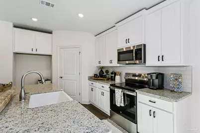 6551 Gentle Rain Dr, Milton, FL 32570 - Photo 10