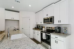 6551 Gentle Rain Dr, Milton, FL 32570 - Photo 10