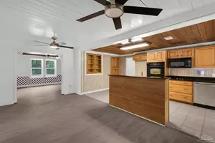 4881 Calvin Dr, Milton, FL 32583 - Photo 14