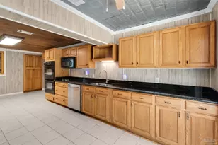 4881 Calvin Dr, Milton, FL 32583 - Photo 18