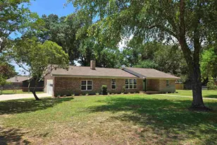 4705 Dean Dr, Pace, FL 32571 - Photo 2