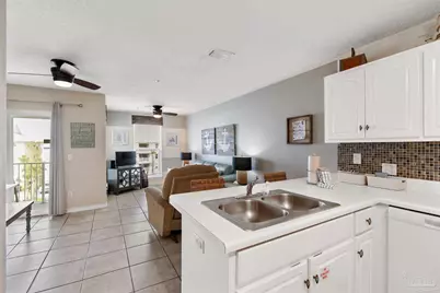 8436 Gulf Blvd #633, Navarre Beach, FL 32566 - Photo 18