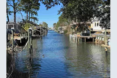 3262 Duke Dr, Gulf Breeze, FL 32563 - Photo 2