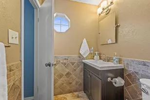 601 E Burgess Rd, Pensacola, FL 32504 - Photo 32