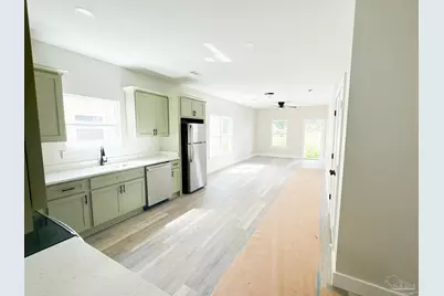 8601 Walnut Ave, Pensacola, FL 32534 - Photo 6