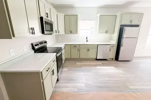 8601 Walnut Ave, Pensacola, FL 32534 - Photo 4