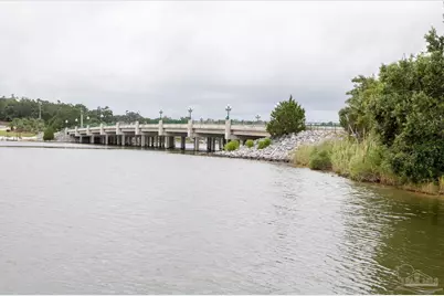 300 Bayou Blvd #106, Pensacola, FL 32503 - Photo 6