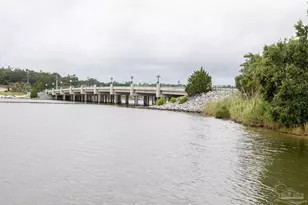 300 Bayou Blvd, Pensacola, FL 32503 - Photo 6