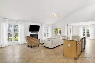 17 Calle Hermosa, Pensacola Beach, FL 32561 - Photo 8