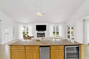 17 Calle Hermosa, Pensacola Beach, FL 32561 - Photo 6