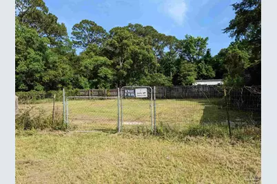 2430 Dog Track Rd, Pensacola, FL 32507 - Photo 10