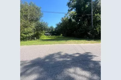 125 Alice St, Pensacola, FL 32505 - Photo 2