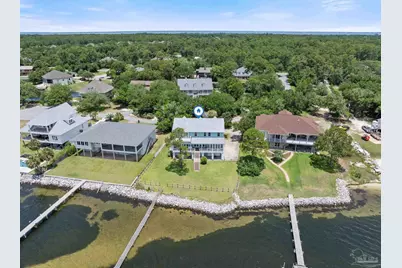 4757 Chinquapin Dr, Gulf Breeze, FL 32563 - Photo 2