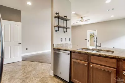 2107 Wilsons Plover Cir, Navarre, FL 32566 - Photo 8