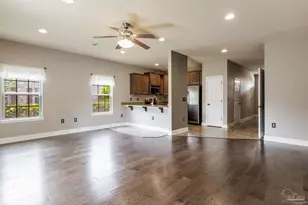 2107 Wilsons Plover Cir, Navarre, FL 32566 - Photo 12