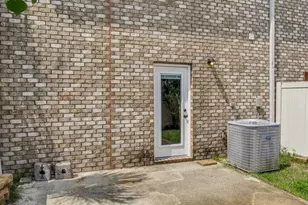 2107 Wilsons Plover Cir, Navarre, FL 32566 - Photo 40