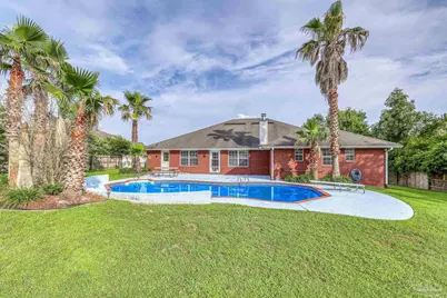 4810 Endeavor Ct, Milton, FL 32570 - Photo 2