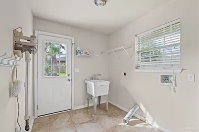 4810 Endeavor Ct, Milton, FL 32570 - Photo 40