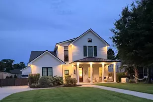 1869 E Bobe St, Pensacola, FL 32503 - Photo 1