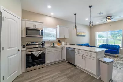 2805 N V St, Pensacola, FL 32505 - Photo 10