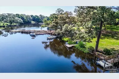 2028 Americus Ave #5, Pensacola, FL 32507 - Photo 2