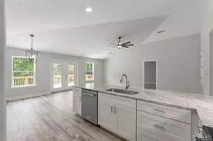 3298 Duke Dr, Gulf Breeze, FL 32563 - Photo 16