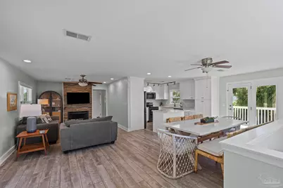 900 Largo Dr, Pensacola Beach, FL 32561 - Photo 16