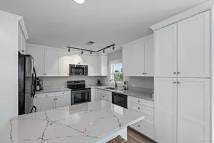 900 Largo Dr, Pensacola Beach, FL 32561 - Photo 26