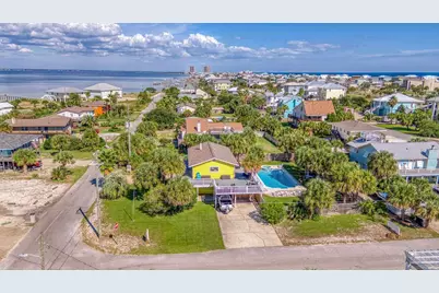 900 Largo Dr, Pensacola Beach, FL 32561 - Photo 56