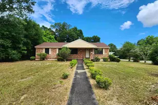 867 Berkley Dr, Pensacola, FL 32503 - Photo 2