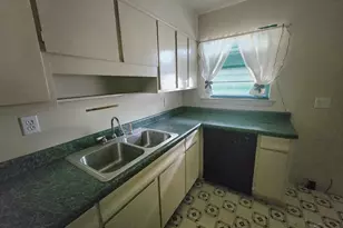 867 Berkley Dr, Pensacola, FL 32503 - Photo 16