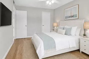 200 Pensacola Beach Rd, Gulf Breeze, FL 32561 - Photo 12