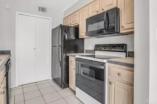 200 Pensacola Beach Rd, Gulf Breeze, FL 32561 - Photo 10