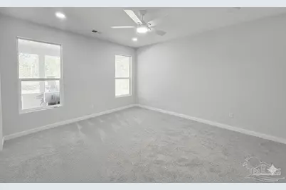 5602 Santa Monica St, Milton, FL 32583 - Photo 12