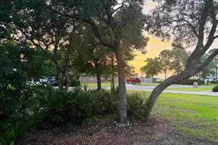 1358 Windsor Park Rd, Gulf Breeze, FL 32563 - Photo 8