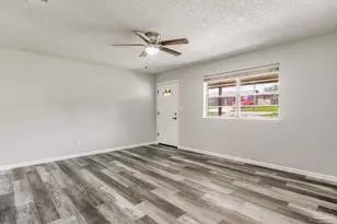 7125 Ben Sasser Dr, Pensacola, FL 32526 - Photo 8