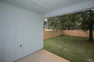 1915 W Chase St, Pensacola, FL 32502 - Photo 18