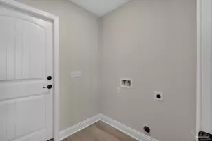 7921 Twin Lake Dr, Milton, FL 32583 - Photo 56