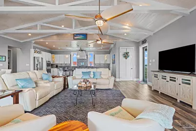 1409 Ariola Dr, Pensacola Beach, FL 32561 - Photo 10