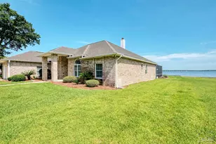 5450 N Shore Rd, Pensacola, FL 32507 - Photo 6