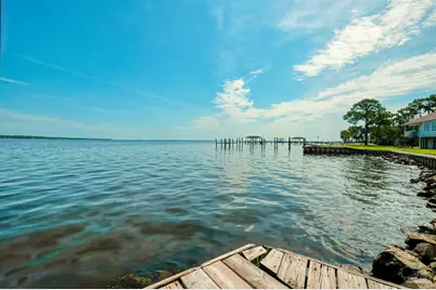 5450 N Shore Rd, Pensacola, FL 32507 - Photo 10