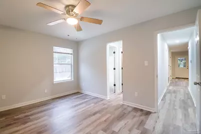 4770 Skyline Dr, Pensacola, FL 32504 - Photo 10