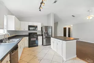 627 Saleta St, Pensacola, FL 32534 - Photo 32