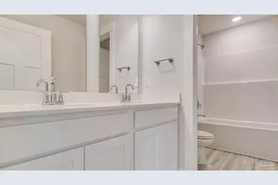 8076 Fir Tree Dr, Milton, FL 32583 - Photo 36