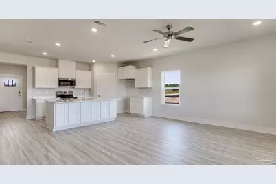 8077 Fir Tree Dr, Milton, FL 32583 - Photo 8