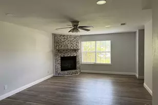 4605 Forrestal St, Pensacola, FL 32506 - Photo 2