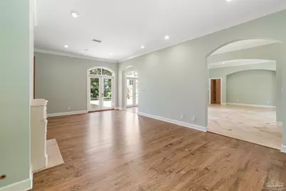 1725 E La Rua St, Pensacola, FL 32501 - Photo 10