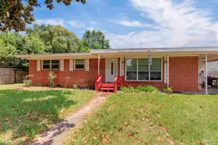 6586 Sellers Dr, Milton, FL 32570 - Photo 1