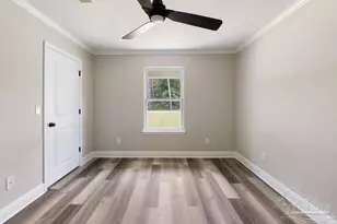 9317 Alekai Dr, Pensacola, FL 32526 - Photo 12