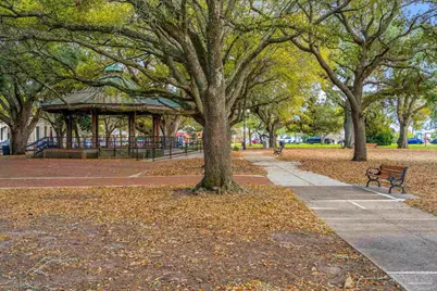 432 Bayfront Pkwy #C, Pensacola, FL 32502 - Photo 46